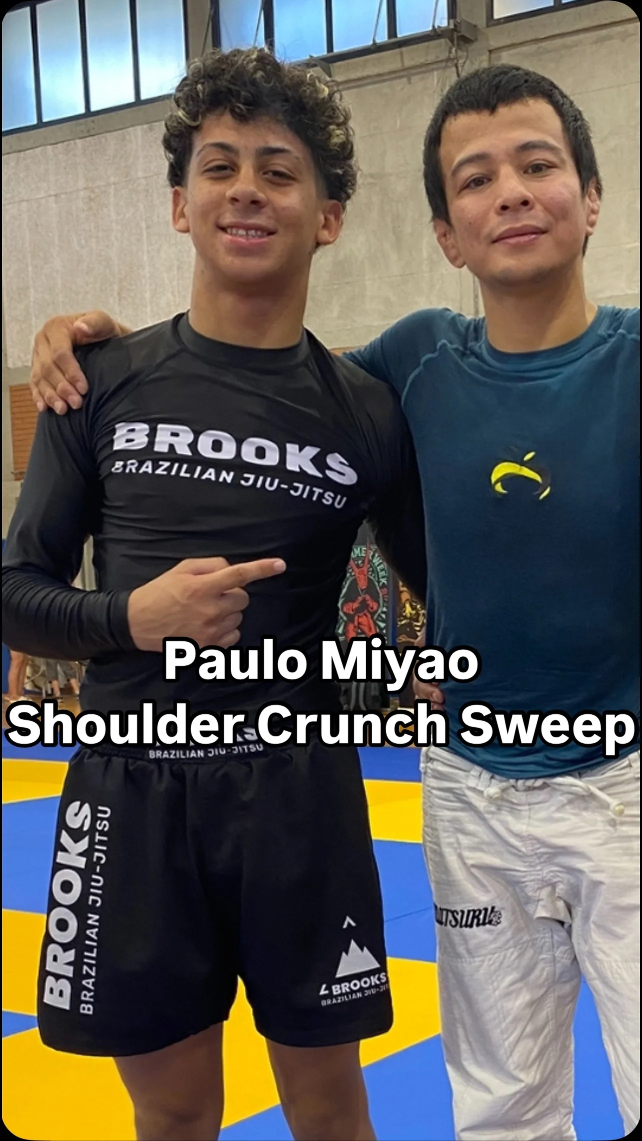 BJJ technique demonstration: Paulo Miyao Shoulder Crunch Sweep