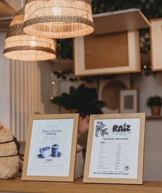 Raiz café menu boards